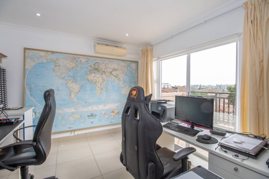 3 Bedroom Property for Sale in Royal Ascot Western Cape